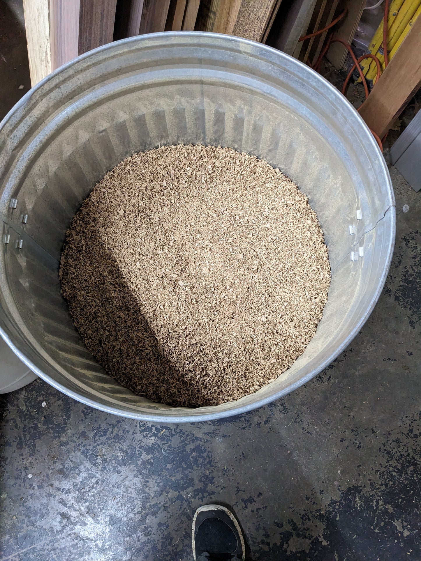 z  Animal Bedding Organic Woodchips